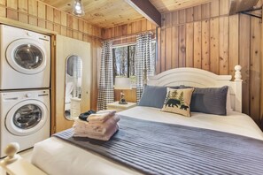 3 chambres, bureau, Wi-Fi gratuit, draps fournis