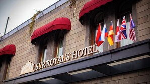 The exterior of the SURREY'S HOTEL with its name displayed prominently. - Sur Royals Hotel's (Diyarbakir)