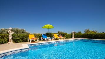 Villa | Pool | Indoor pool, outdoor pool