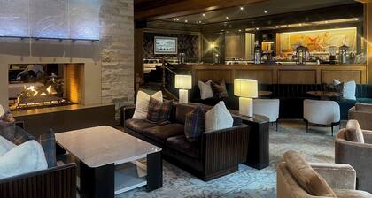 St. Regis Residence Club Aspen - Huge 2 Bedroom 2.5 Bath Suite