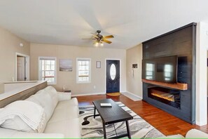 Smart TV, fireplace, video games