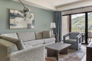 Télévision à écran plat de 65 pouces avec chaînes par câble, cheminée