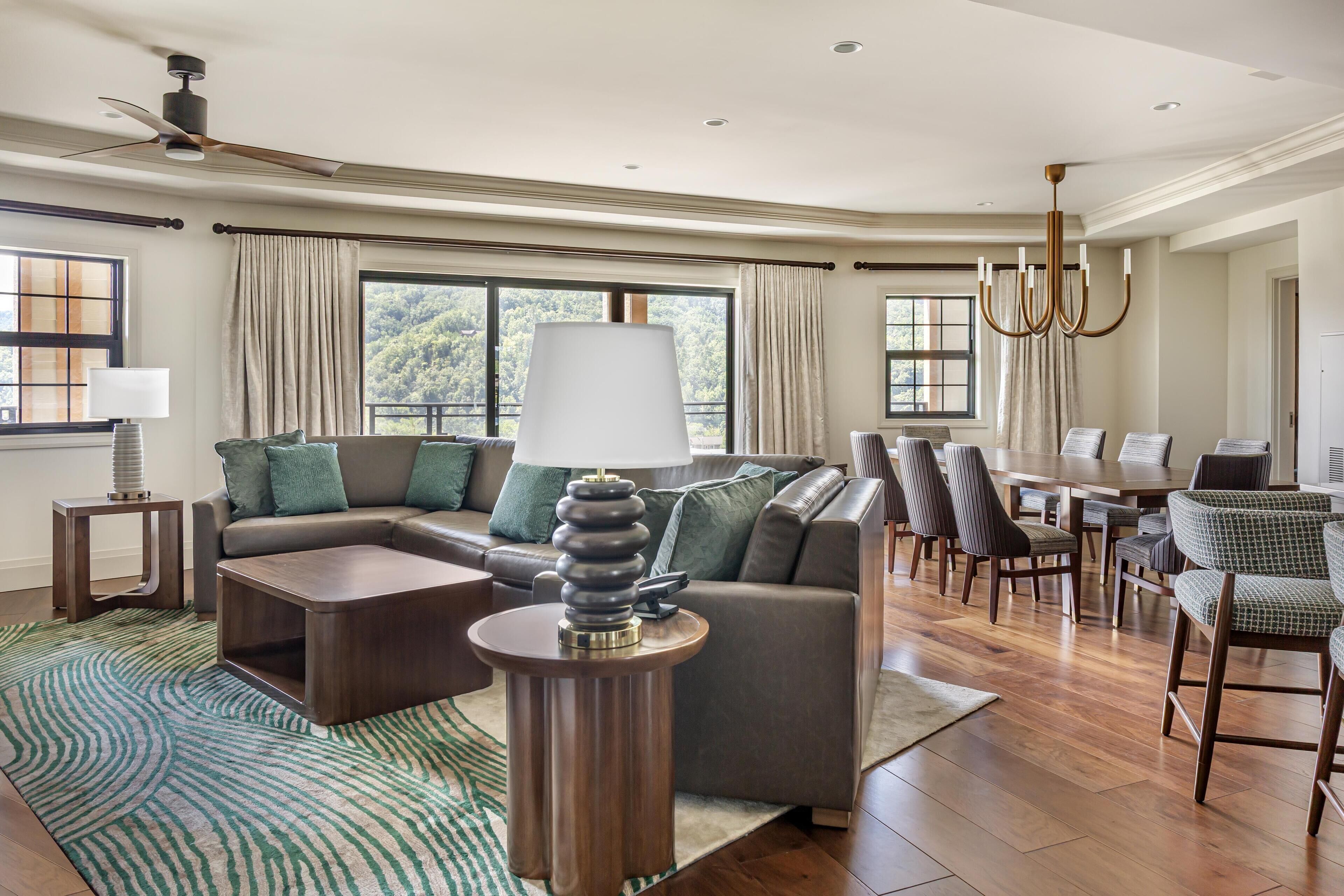 65 inci televisyen skrin rata dengan kabel, pendiangan 