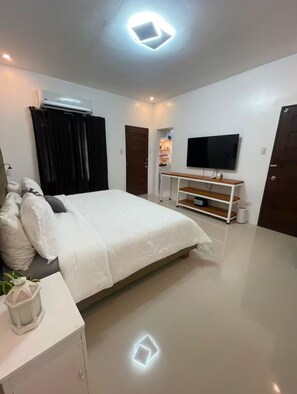 5 slaapkamers, een strijkplank/strijkijzer, wifi, beddengoed