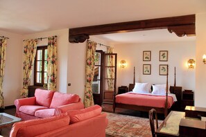 4 chambres, Wi-Fi gratuit, draps fournis