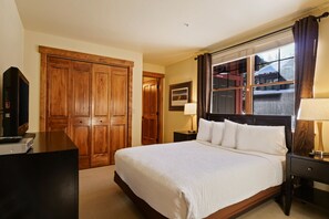 3 bedrooms, WiFi - NEW! Cache 3 Bedroom Townhome # 2103 (Copper Mountain)