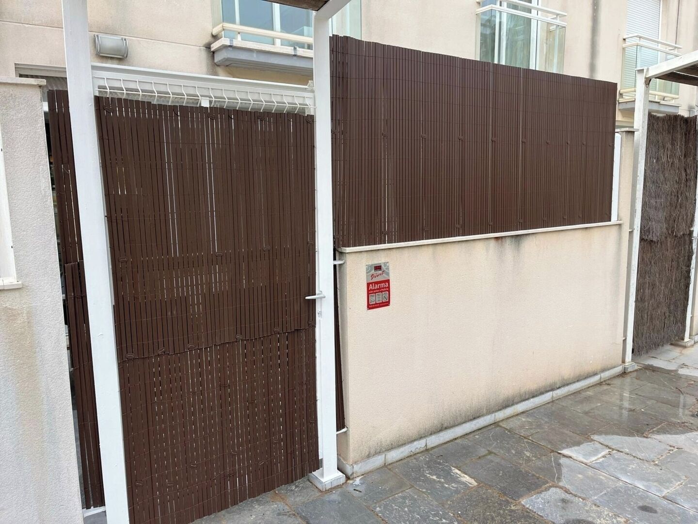 施設の敷地