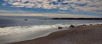 Peace in Beautiful Seaside Paradise
