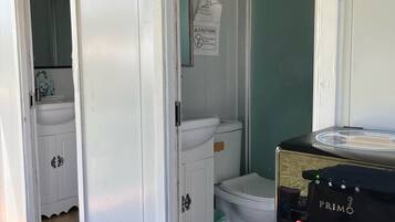 Dusche, Handtücher, Seife, Toilettenpapier