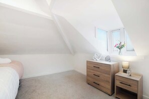 4 chambres, accès Internet, draps fournis