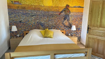 Standard Double Room, 1 King Bed | Free WiFi