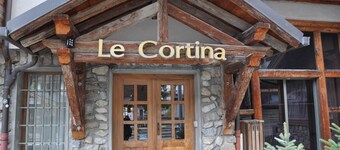 Apartment in Les Deux Alpes with Mountain Views