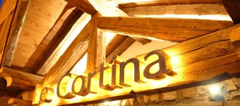 Modern Retreat for 8 Guests