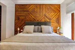 2 chambres, fer et planche à repasser, Wi-Fi, draps fournis