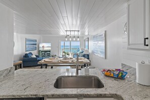 Interior - SummerHaven E*Beachfront*Gulf Views*Private Beach*Updated*Beach Gears (Miramar Beach)