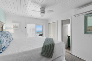 4 bedrooms, desk, iron/ironing board, travel crib - SummerHaven E*Beachfront*Gulf Views*Private Beach*Updated*Beach Gears (Miramar Beach)