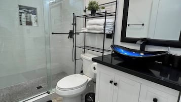Hair dryer, towels