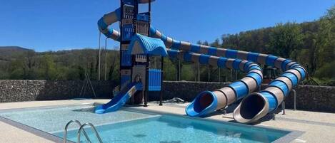 Innenpool, beheizter Pool