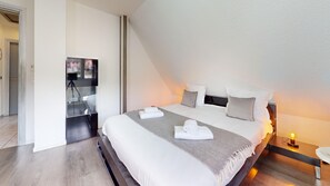 3 habitaciones, tabla de planchar con plancha y wifi gratis 