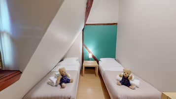 2 bedrooms, free WiFi, bed sheets