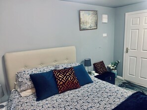 1 Schlafzimmer, Bügeleisen/Bügelbrett, WLAN