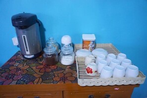 Kaffee und/oder Kaffeemaschine