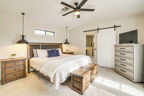 3 chambres, bureau, Wi-Fi, draps fournis