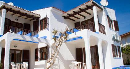 Estudios Blue Beach by Escape Home