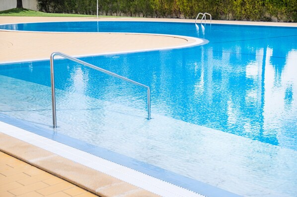 Lejlighed | Pool | Udendørs pool