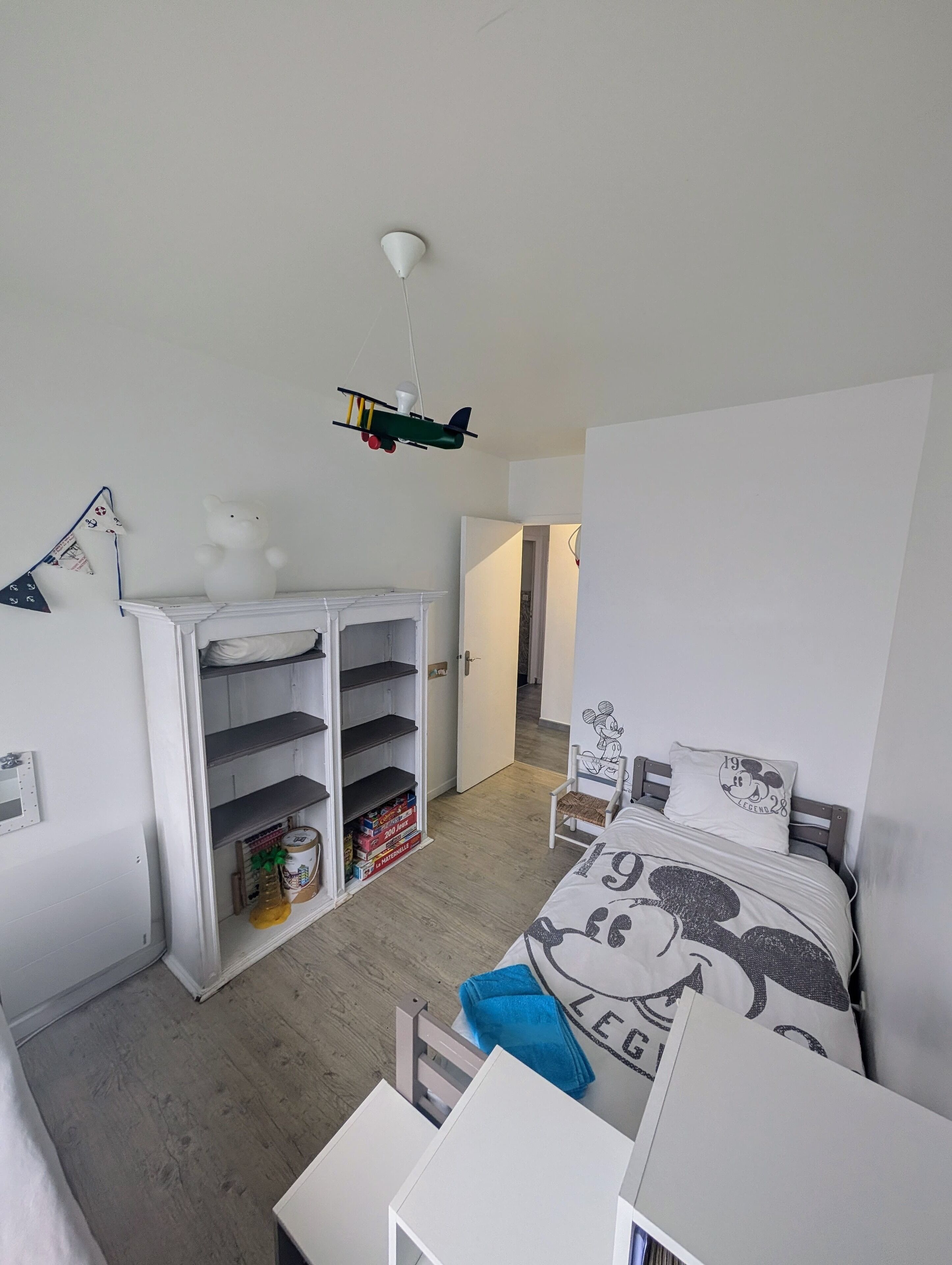 3 habitaciones, tabla de planchar con plancha y wifi gratis 
