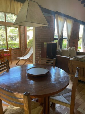 Dining - Country houses in Avandaro, 700 m. of commercial area Avandaro (Valle de Bravo)