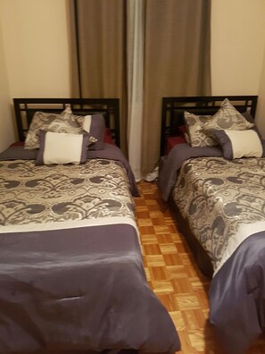 2 bedrooms, iron/ironing board, WiFi, bed sheets - Charming apartment in the heart of Montreal (Montréal)