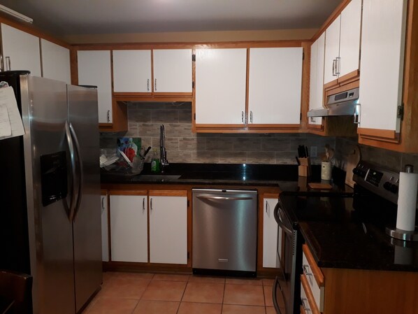 Private kitchen - Charming apartment in the heart of Montreal (Montréal)