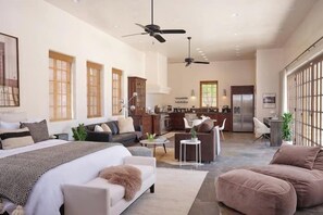 5 bedrooms, desk, iron/ironing board, Internet - The Ridge | A Secluded Luxury Estate for Effortless Winter Holiday Stays (Santa Fe)