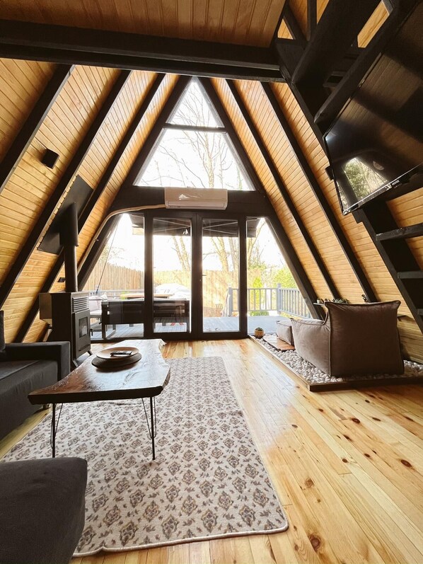 Comfort Bungalow, Garden View