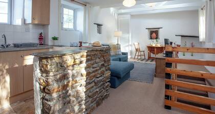 2 bedroom accommodation in Looe
