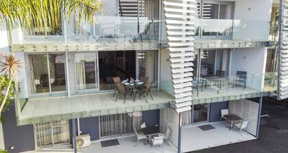 Paihia Beach Front 1 bedroom Apartment