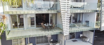 Paihia Beach Front 1 bedroom Apartment