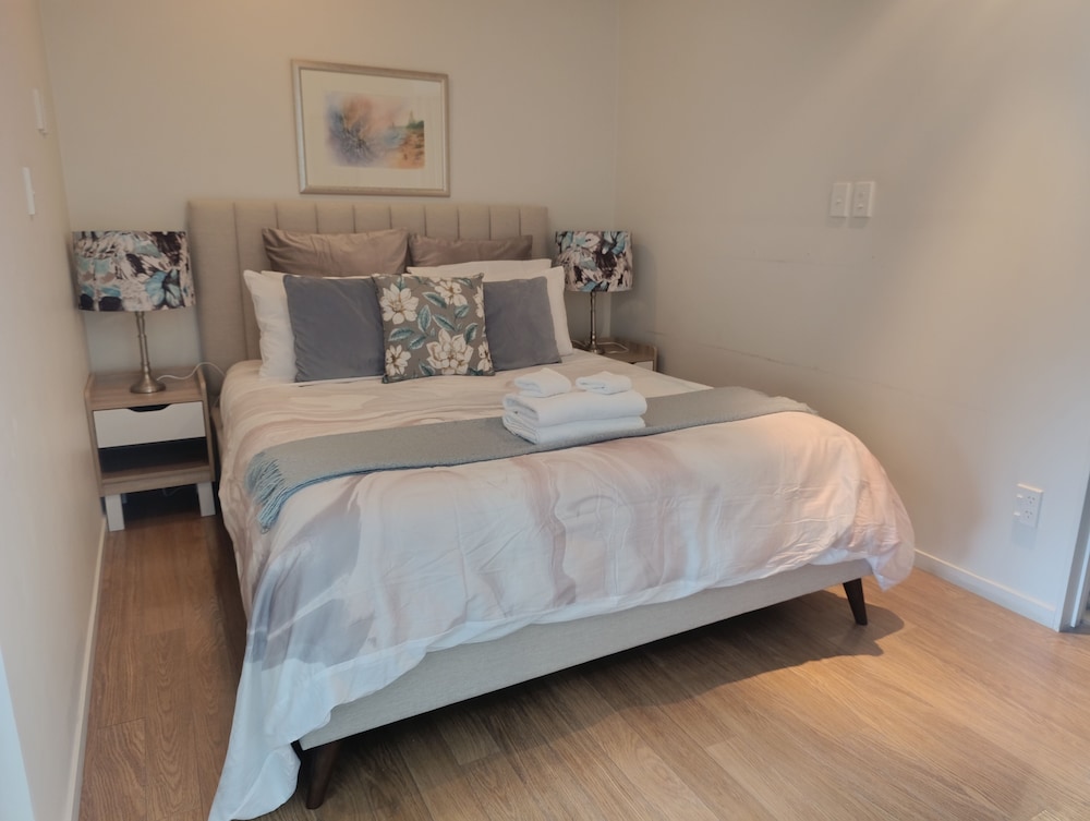 Paihia Beach Front 1 Bedroom Apartment 2