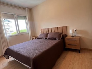 2 Schlafzimmer, Internetzugang, Bettwäsche