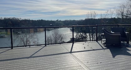 BRAND NEW 4 bedroom 3.5 bath retreat in Williamstown, KY with large rooftop deck