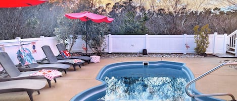 Outdoor pool, a heated pool