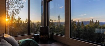 NØRR - King Beds, Spa and Mountain Views