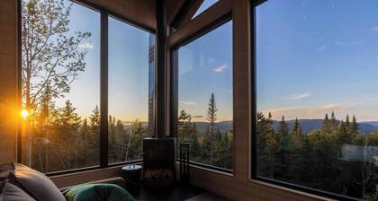 NORR - Micro Chalet | Spa & Mountain Views near Quebec City