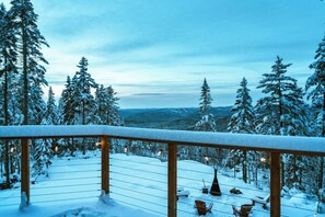 Property grounds - Landskäp - Panoramic View With Spa Near Quebec (Lac-Beauport, Quebec)