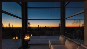 Interior - QUARTZ (Lac-Beauport, Quebec)