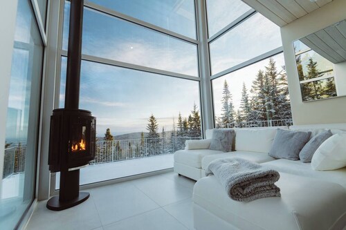 Quartz - Panoramic Views and Spa Near Quebec City