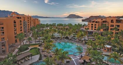 Luxury Ocean View Suite, Private Beach, Amazing Views and TPC Golf Course