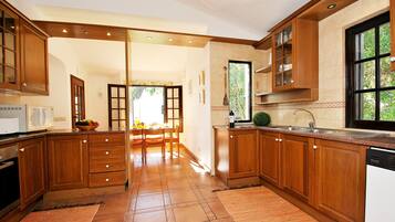 Villa | Private kitchen