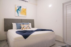 2 Schlafzimmer, Reisekinderbett, WLAN, Bettwäsche